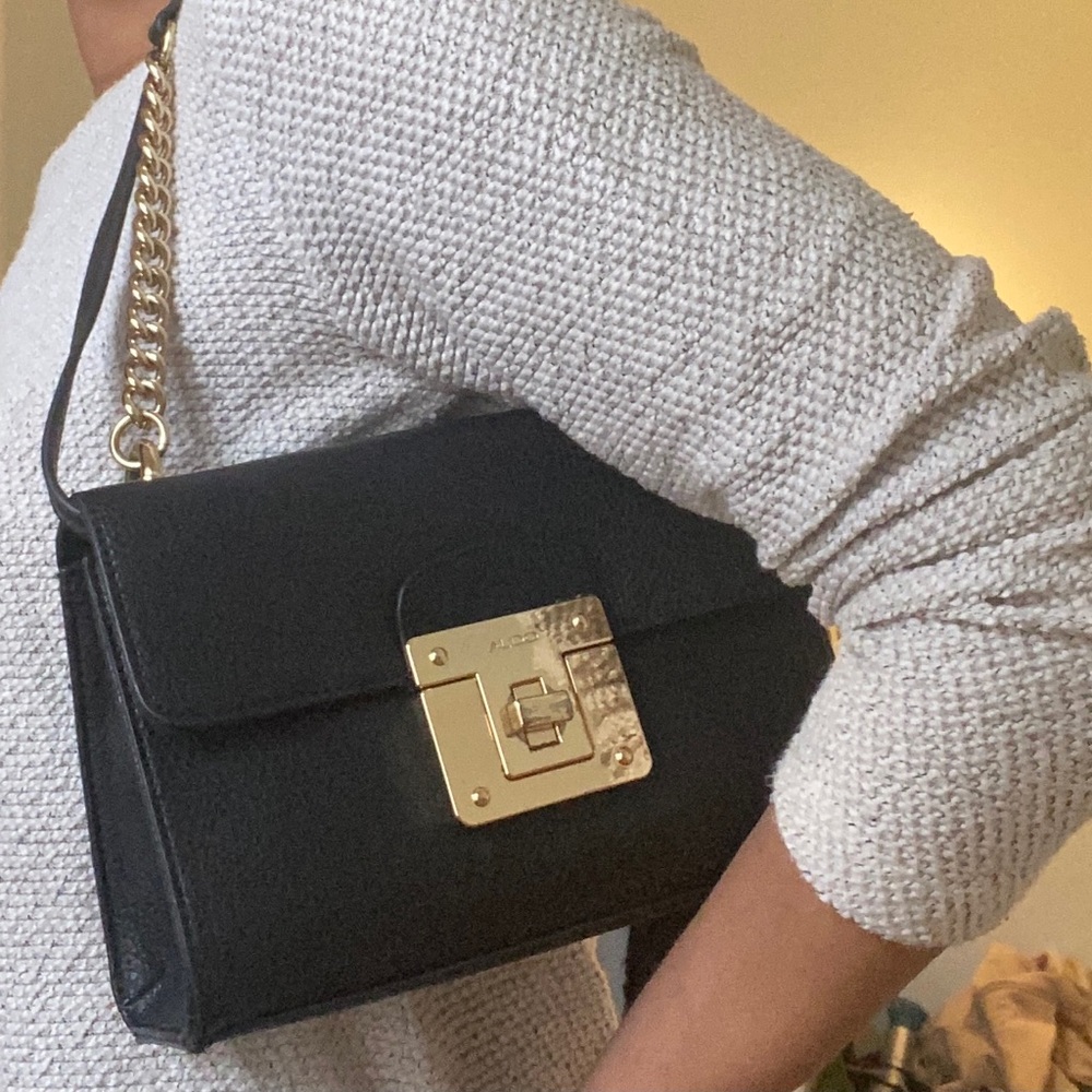 Black and gold shoulder bag